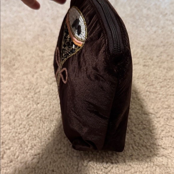 Brown Espresso Martini Velvet Cosmetic Bag with Beaded Cocktail Design Pink New - Picture 4 of 8